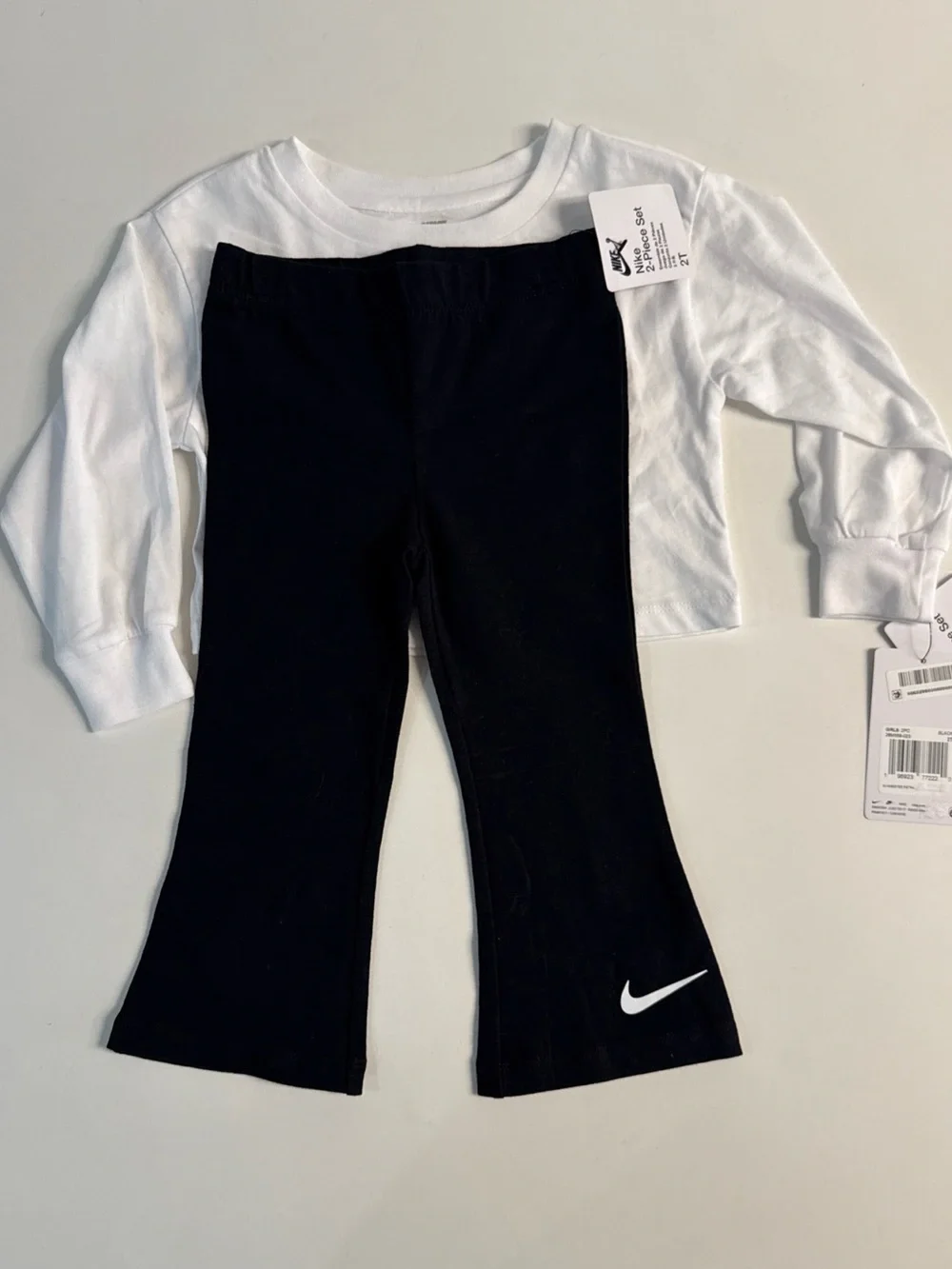 New Nike Toddler Girls Graphic Star T-Shirt & Leggings, 2-Piece Set Size 2T